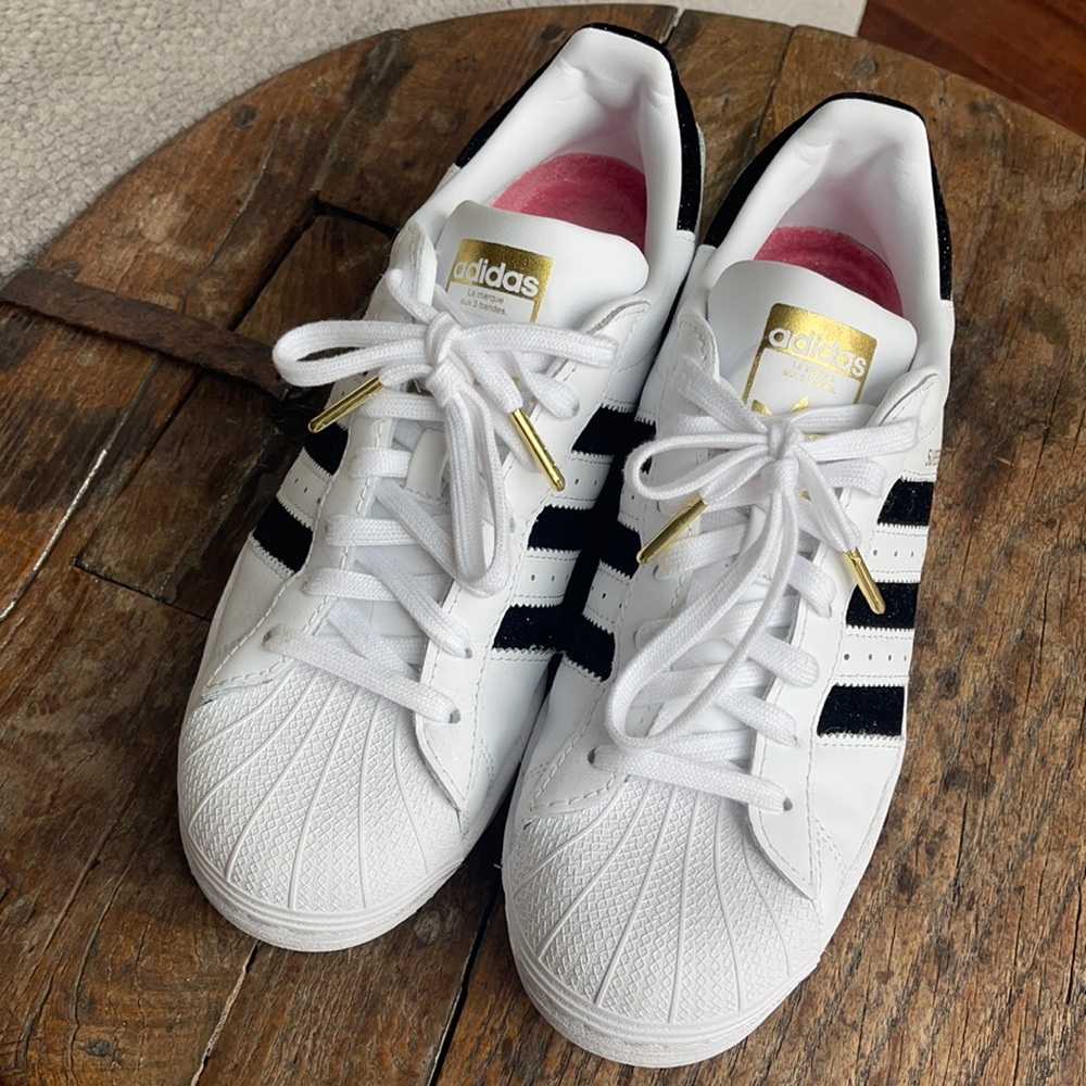 ADIDAS 👟